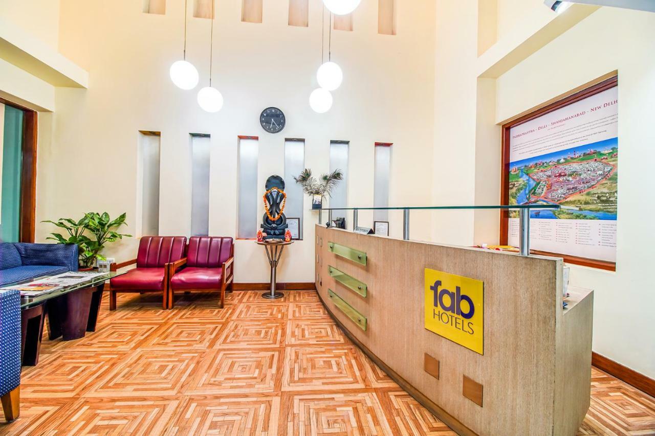 Fabhotel Divine Inn Nueva Delhi Exterior foto