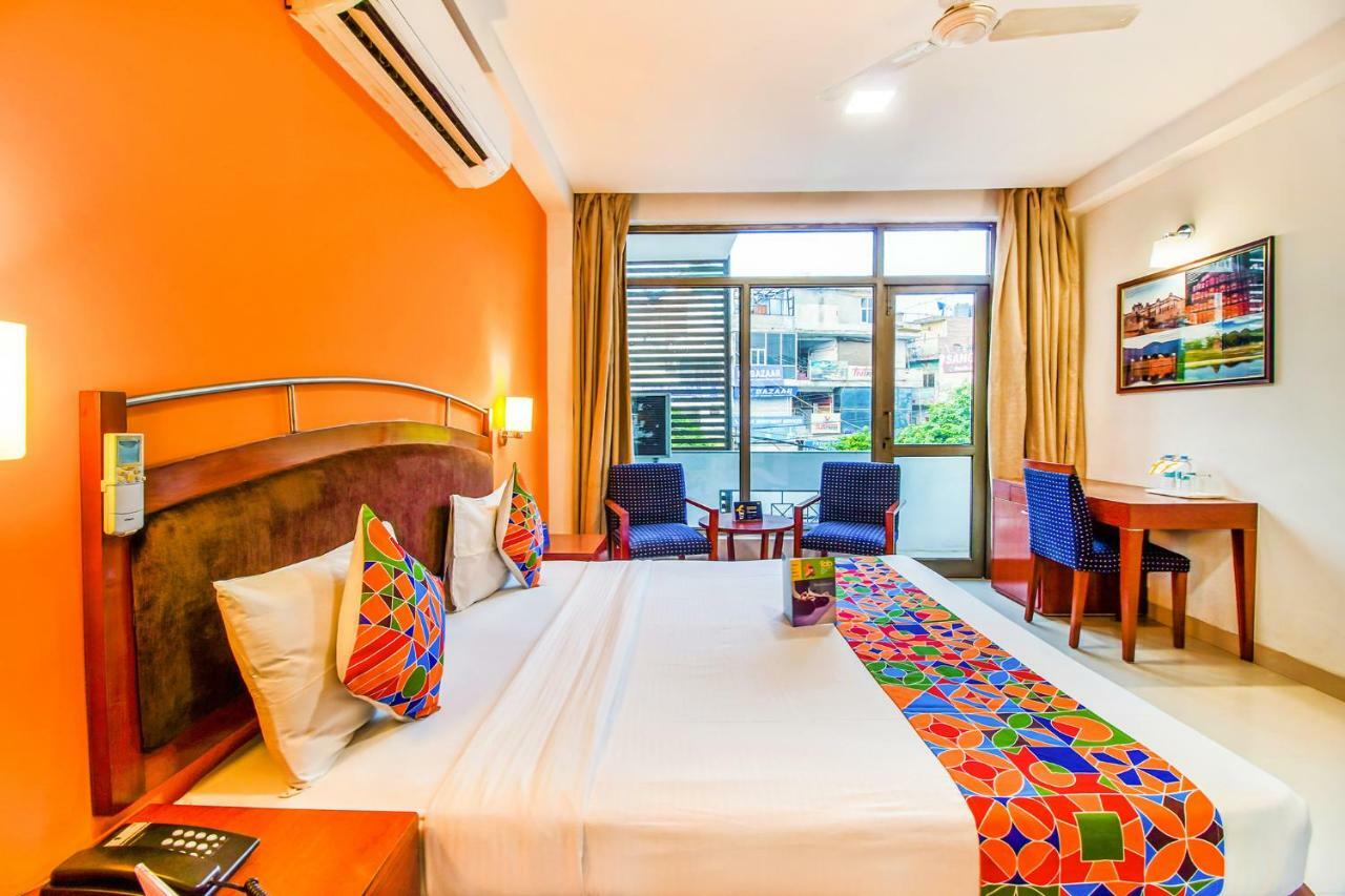 Fabhotel Divine Inn Nueva Delhi Exterior foto